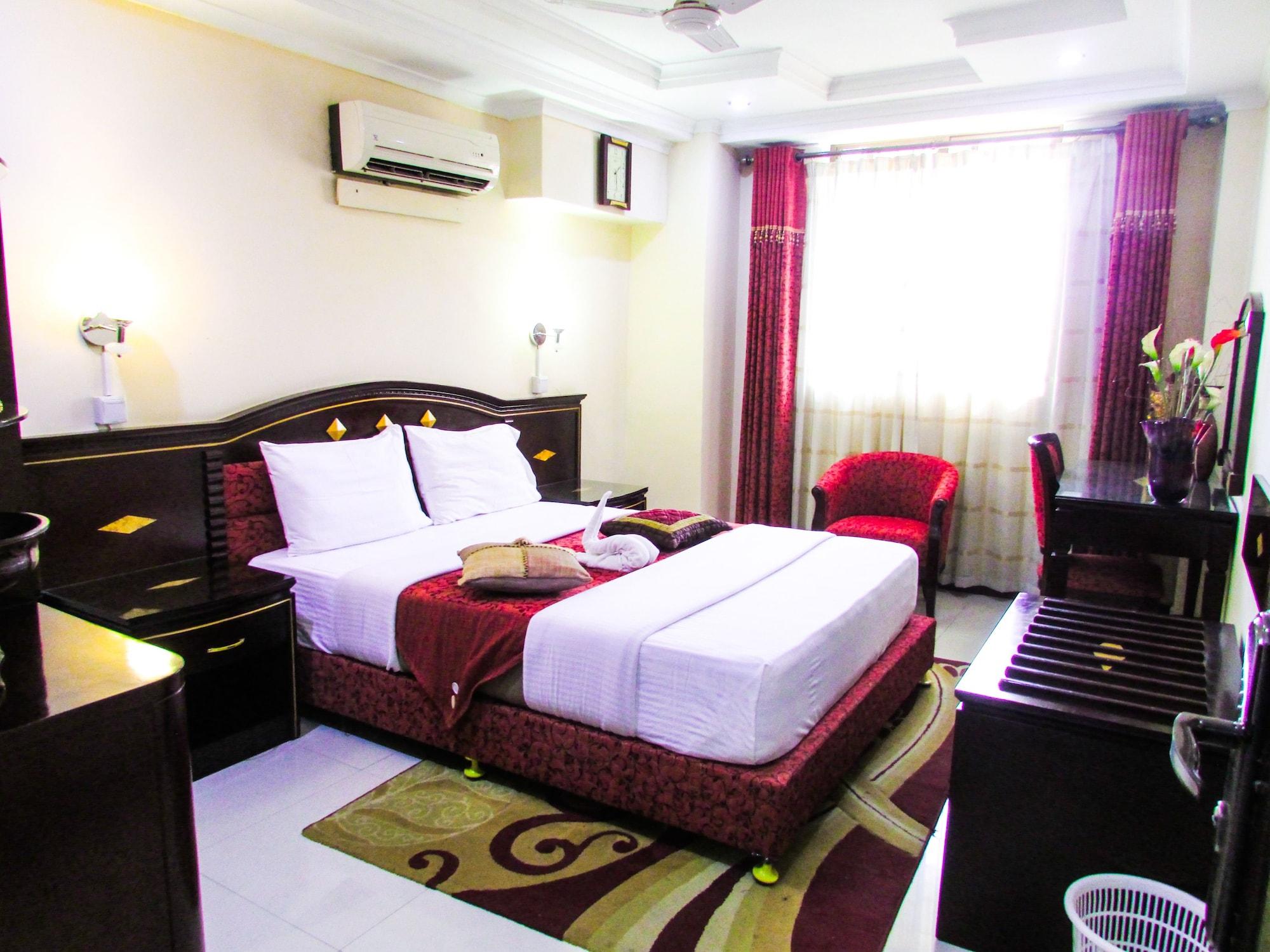 Urban Rose Hotel & Apartments Дар ес Саалам Екстериор снимка