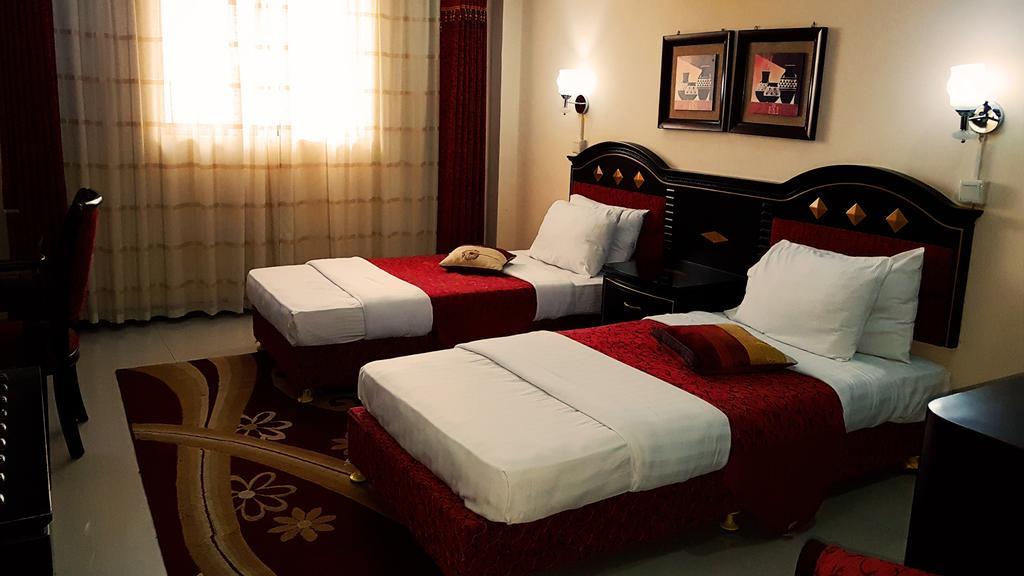 Urban Rose Hotel & Apartments Дар ес Саалам Екстериор снимка